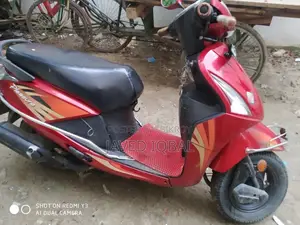 Hero Pleasure 2022 Red