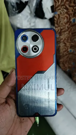 Tecno Spark 30 Pro 256 GB