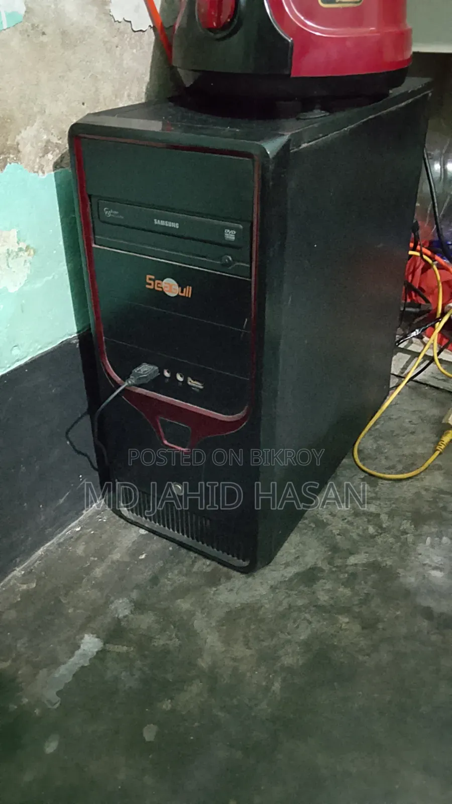 Desktop Computer 4GB Intel SSD 128GB