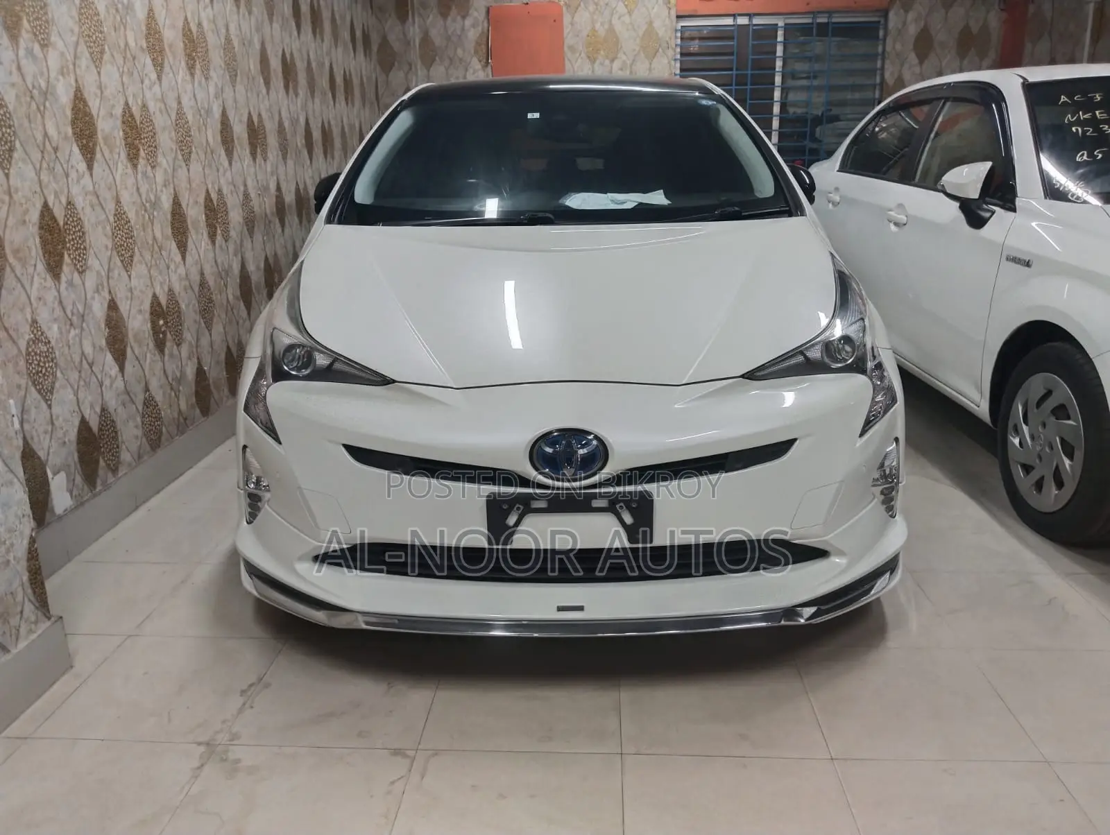 Toyota Prius 2018 Pearl