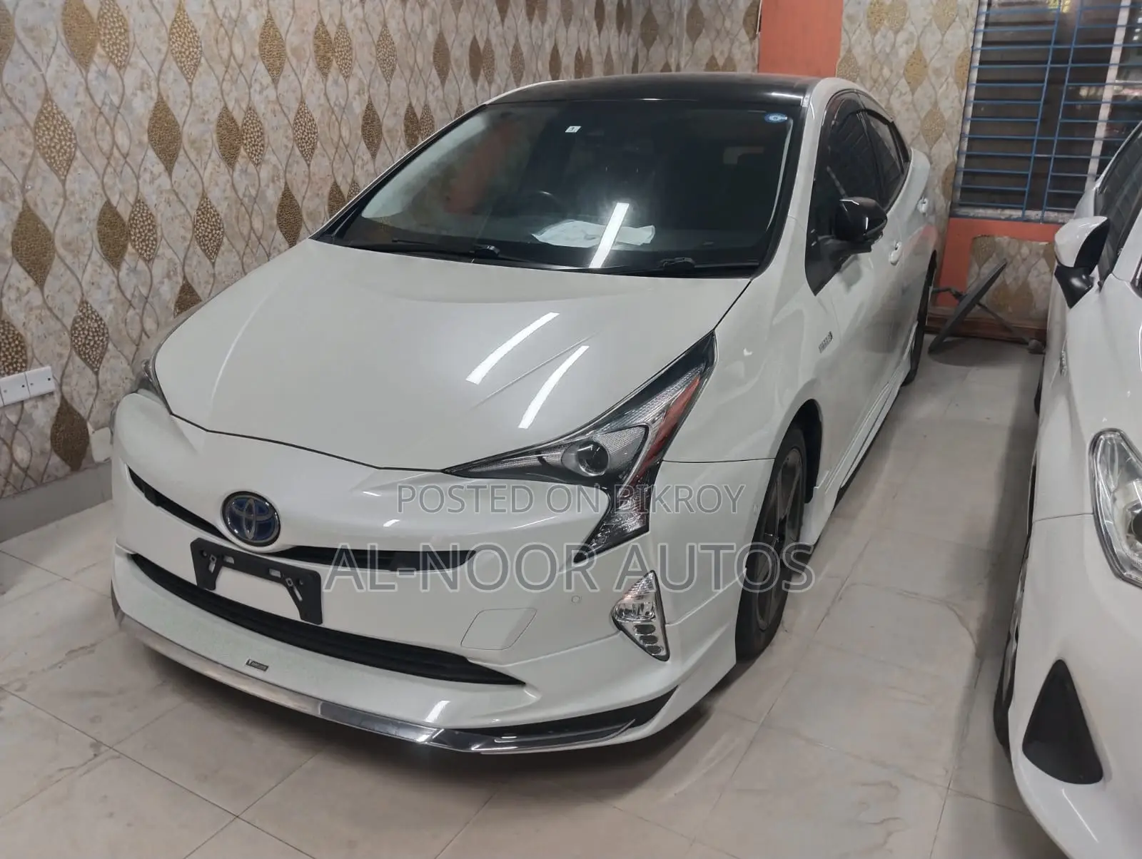 Toyota Prius 2018 Pearl