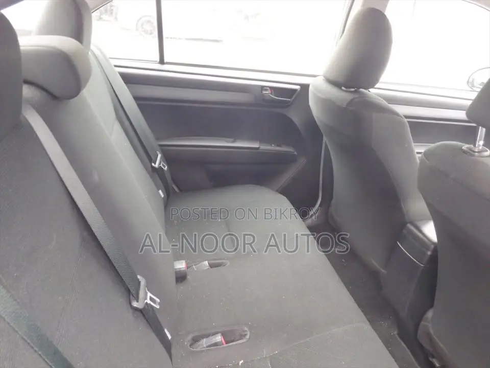 Toyota Axio 2021 Silver