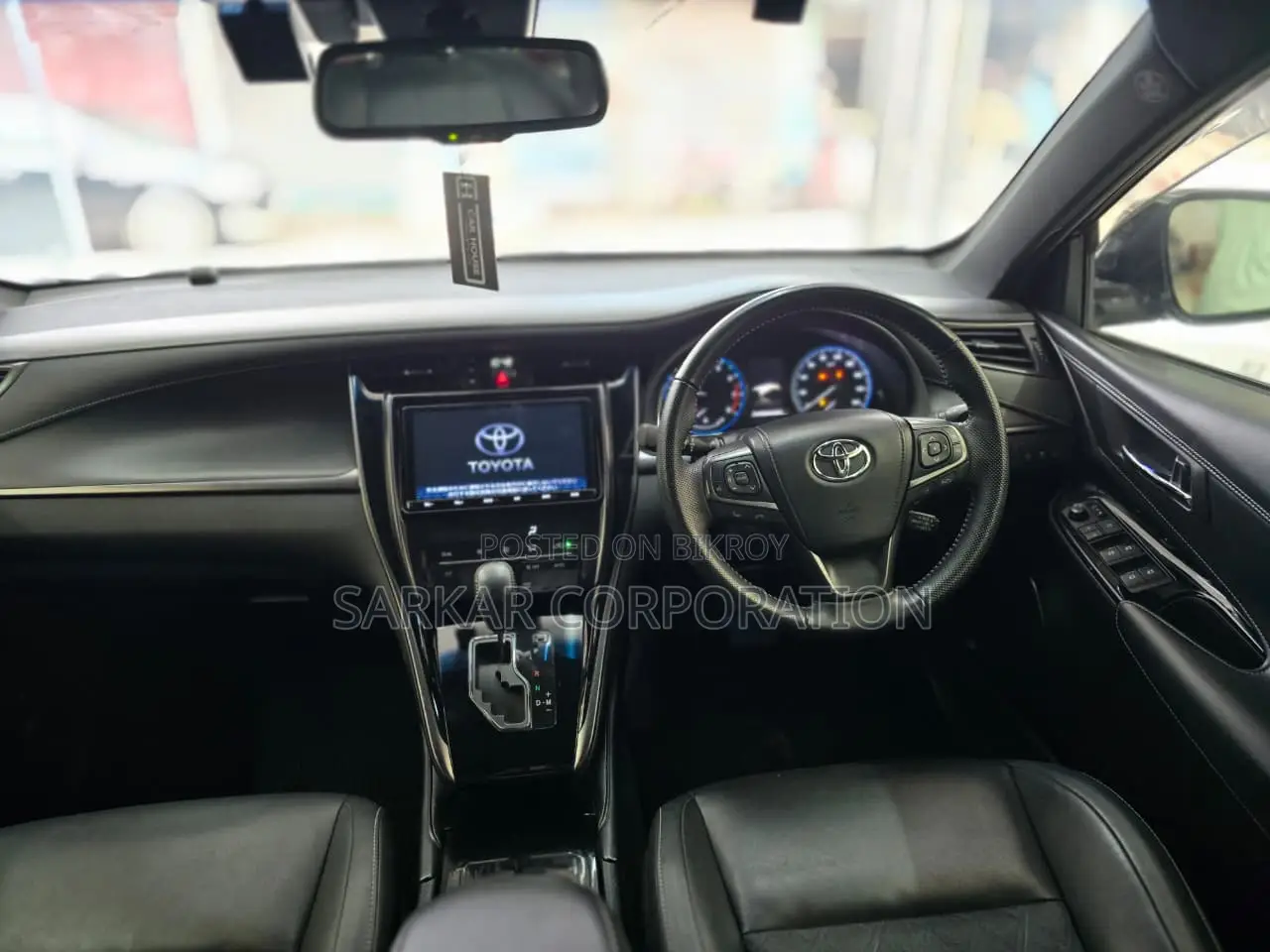 টয়োটা হ্যারিয়ার ২০২০ ব্ল্যাক
