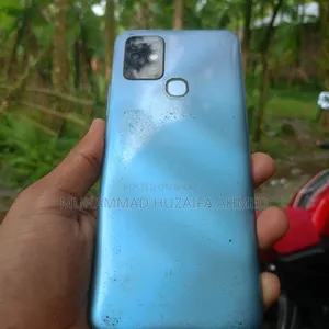 Infinix Hot 10 128 GB Blue