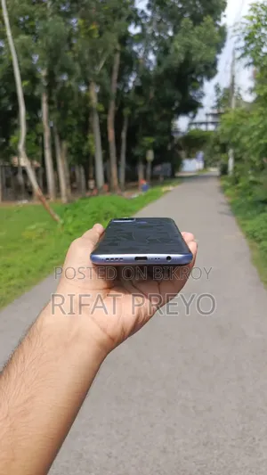 Realme 4 GB Blue
