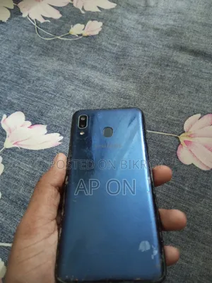 Samsung Galaxy A20 32 GB Blue