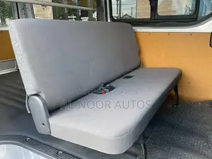 Toyota HiAce 2021 Silver