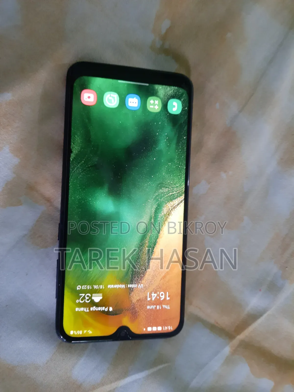 স্যামসাং গ্যালাক্সি এ২০ ৩২ জিবি কালো