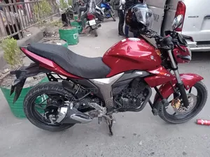 Suzuki Gixxer Monotone 2023 Red