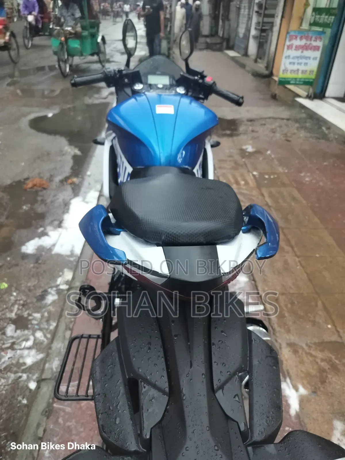 Suzuki Gixxer SF FI 2025 White