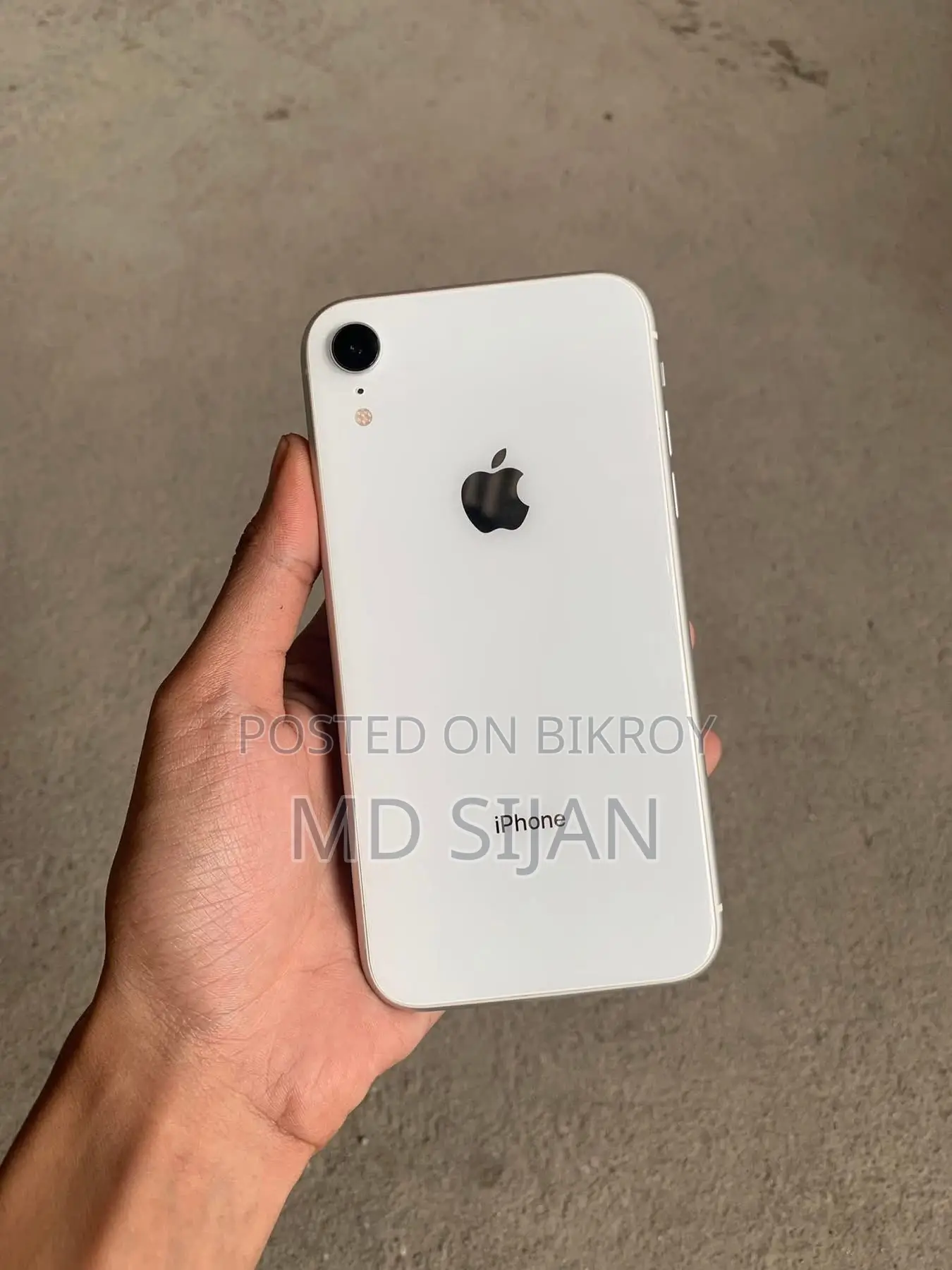 Apple iPhone XR 64 GB White