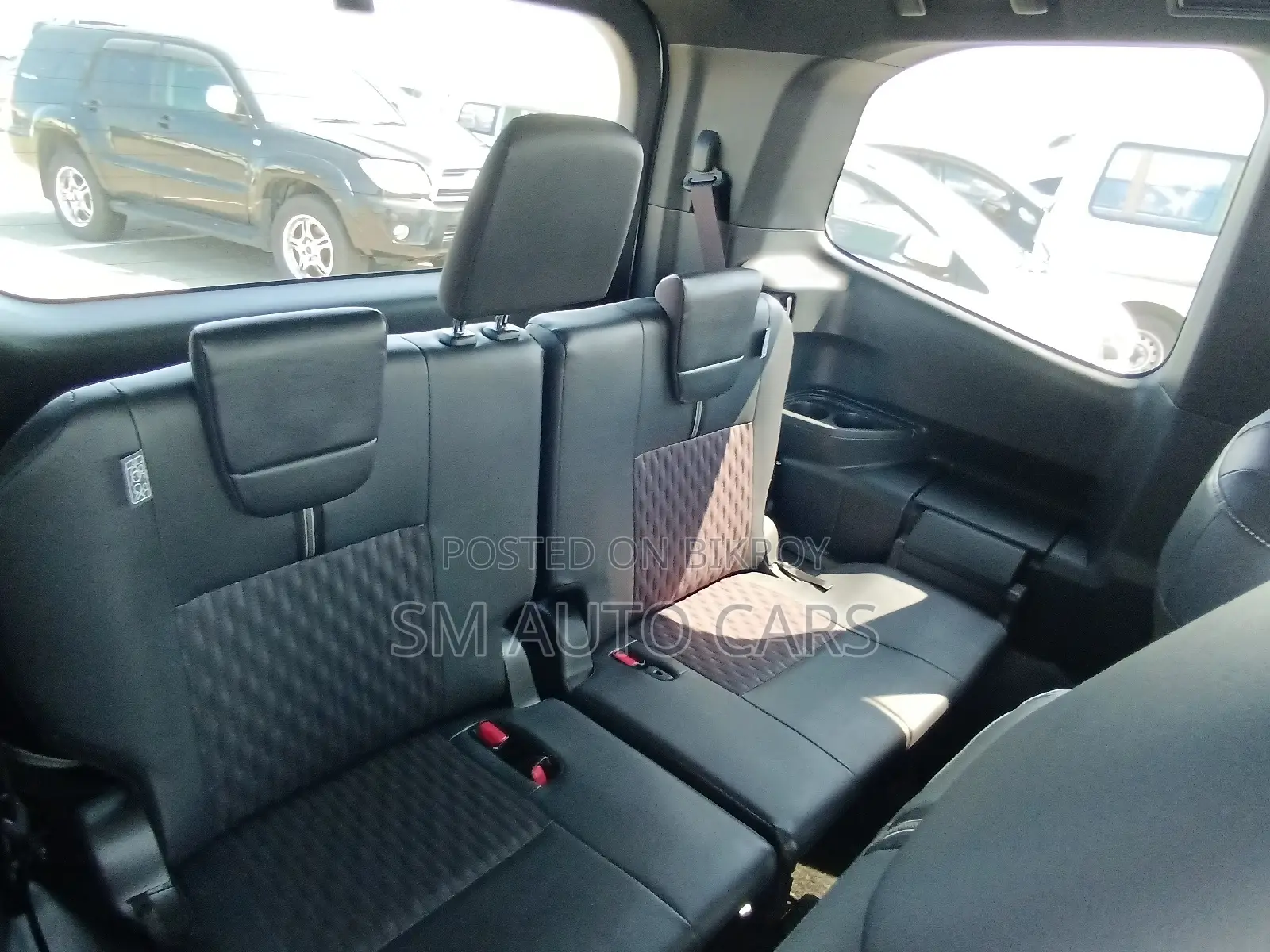 Toyota Noah 2022 Pearl