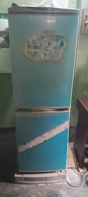 Niji National ফ্রিজ বিক্রি করা হবে