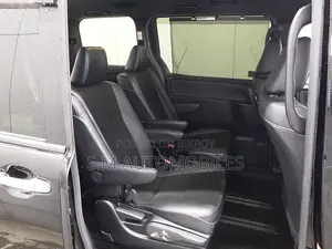 Toyota Noah 1.8 Front-Wheel Drive Hybrid (7 Seater) 2021 Black