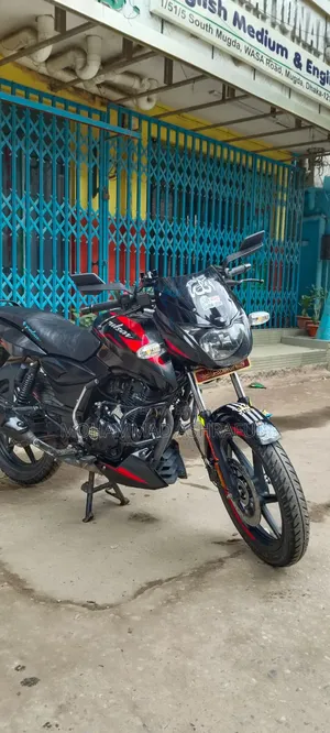 Bajaj Pulsar 150 2024 Black