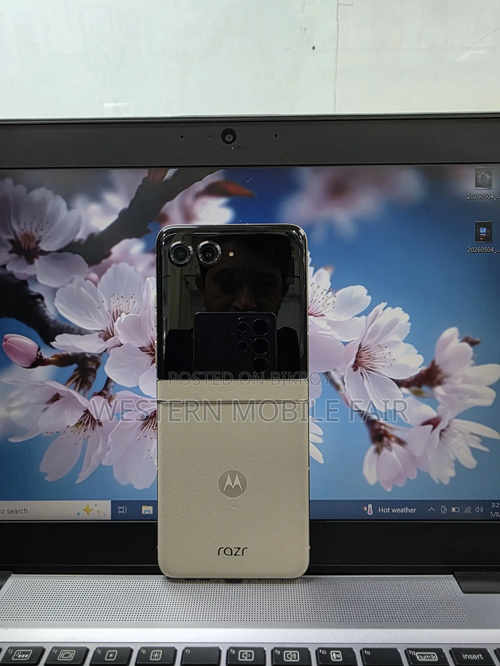 Motorola Razr 50 256 GB Gray