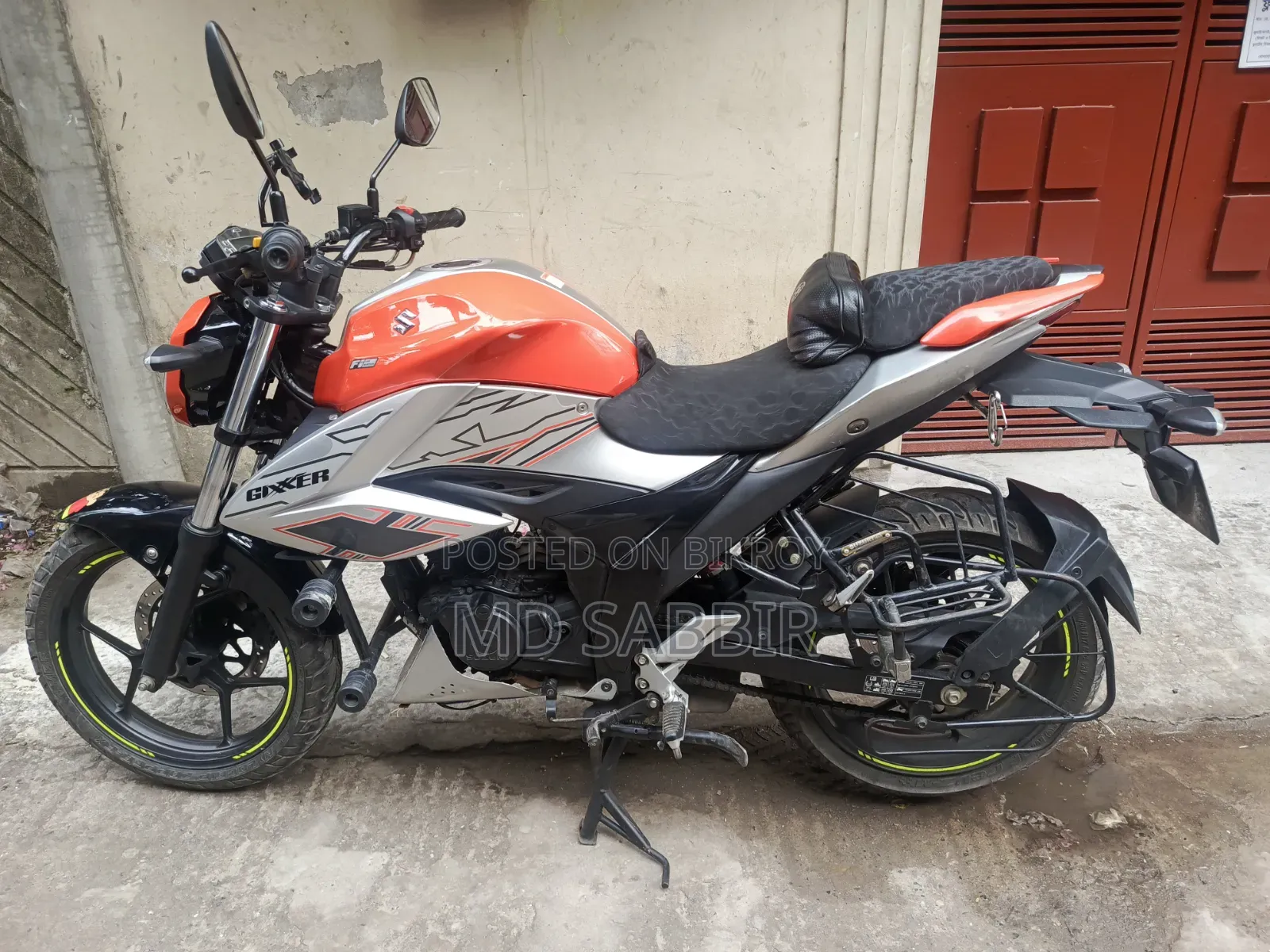 Suzuki Gixxer Fi ABS 2024 Orange
