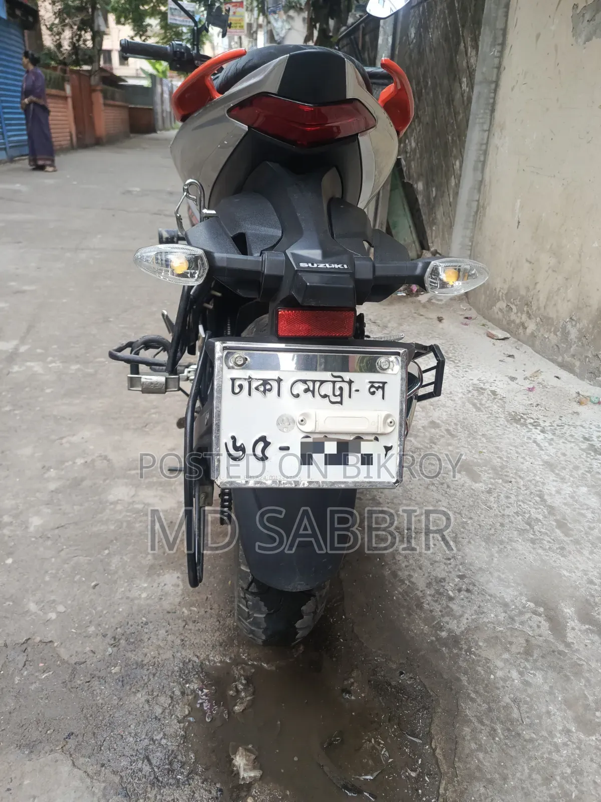 Suzuki Gixxer Fi ABS 2024 Orange