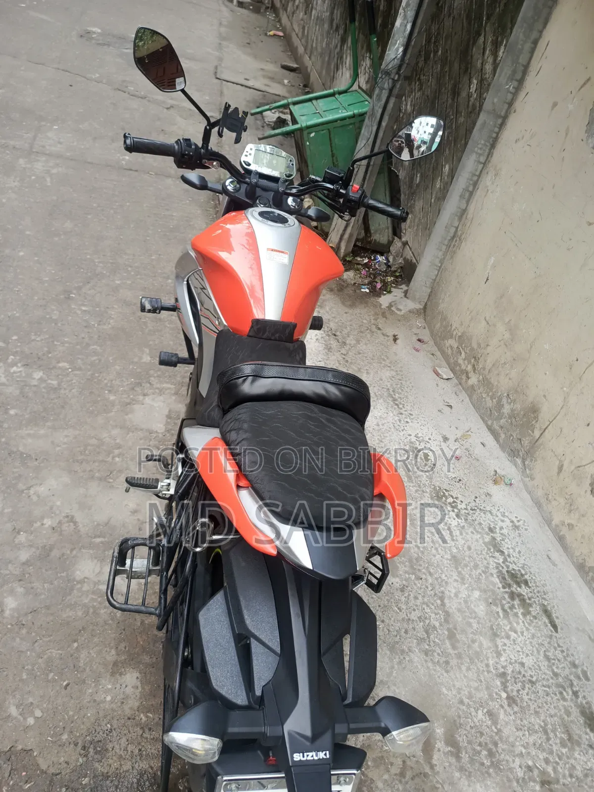 Suzuki Gixxer Fi ABS 2024 Orange