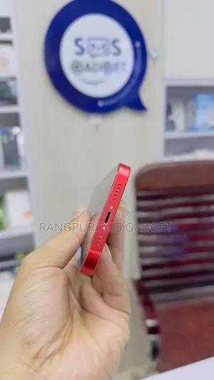 Apple iPhone 13 128 GB Red