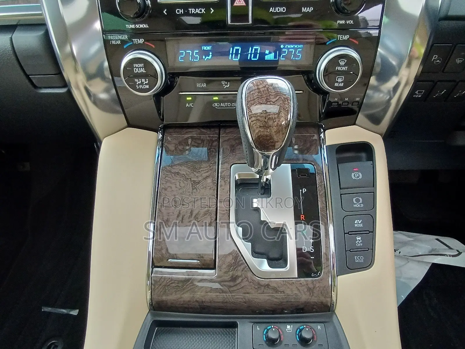 Toyota Alphard 2.5 Hybrid AWD 2021 Pearl