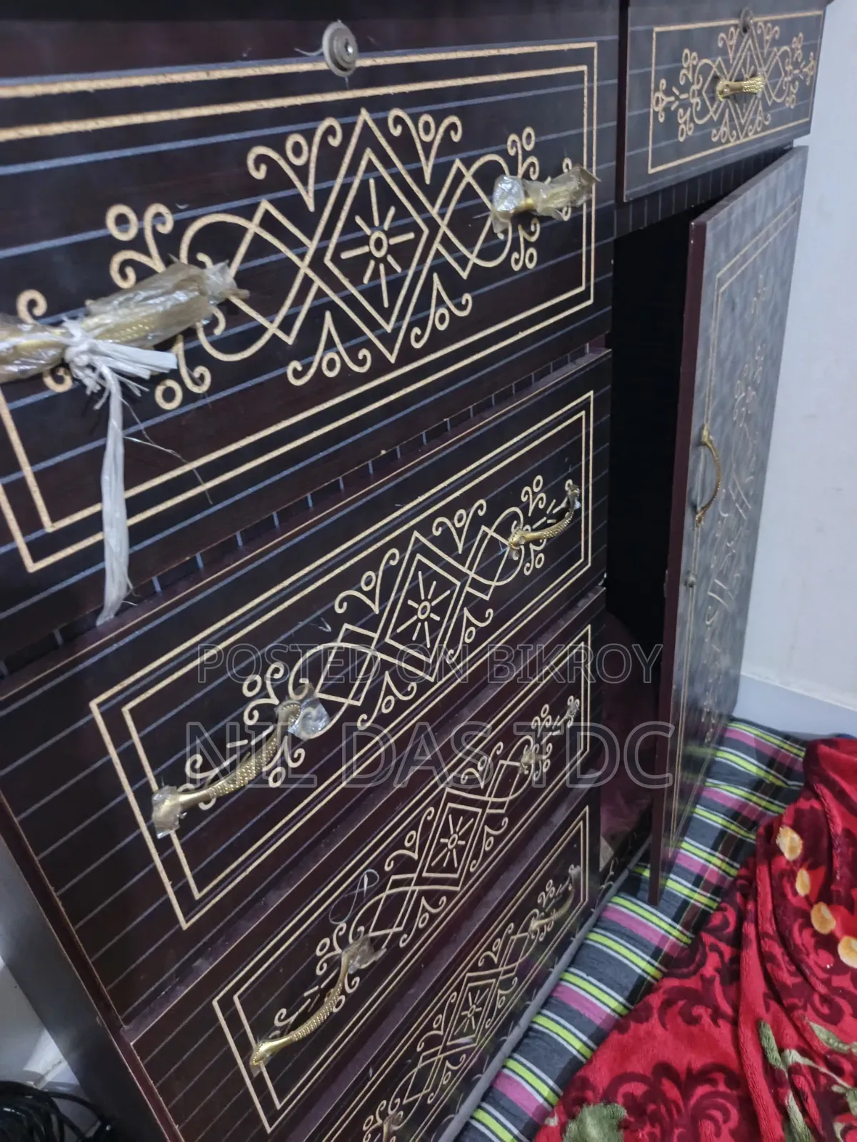 Wardrobe in perfect condition
