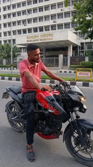 Bajaj Pulsar NS 160 2021 Red