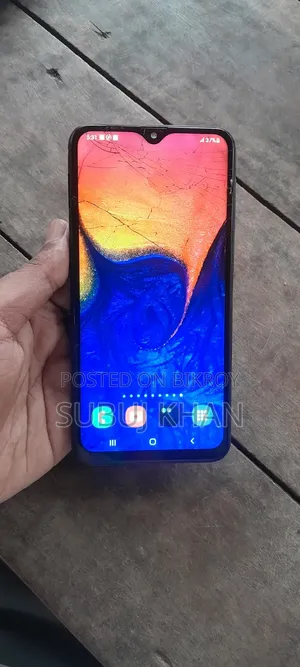 Samsung A10 32 GB Black