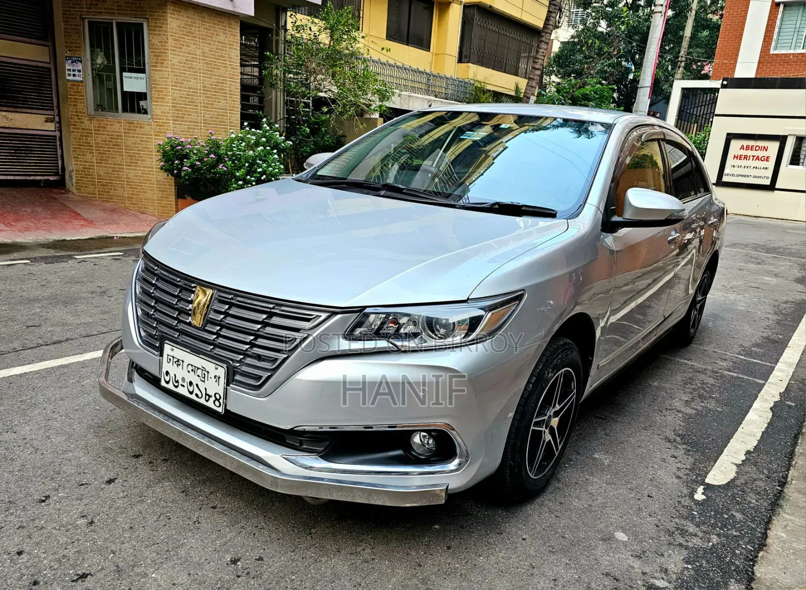 Toyota Premio 2017 Silver