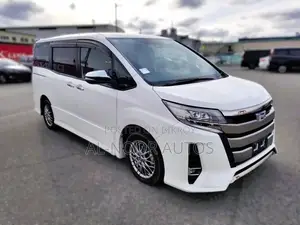 Toyota Noah 2021 Pearl