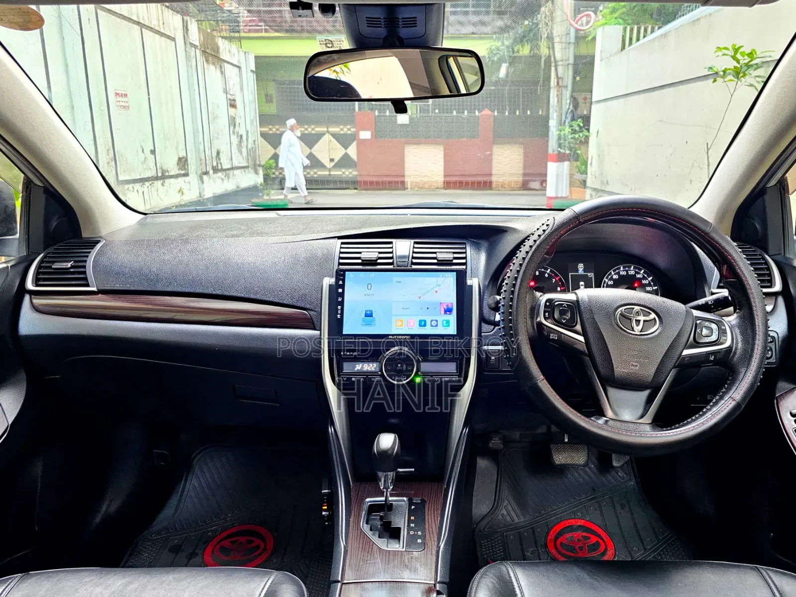 Toyota Premio 2017 Silver