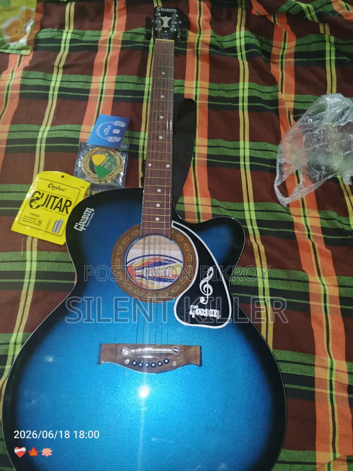 Guitar for sale. Available for pickup anywhere in Rangpur district.