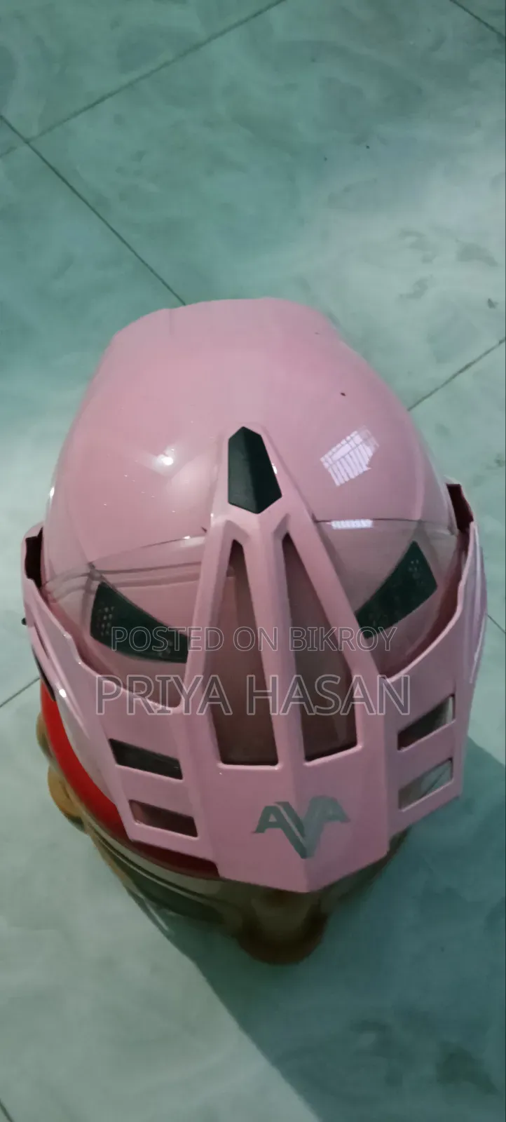 হেলমেট ২ মাস পুরাতন