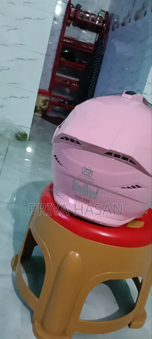 হেলমেট ২ মাস পুরাতন