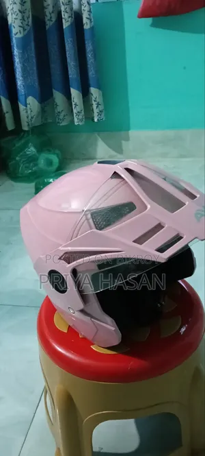 হেলমেট ২ মাস পুরাতন