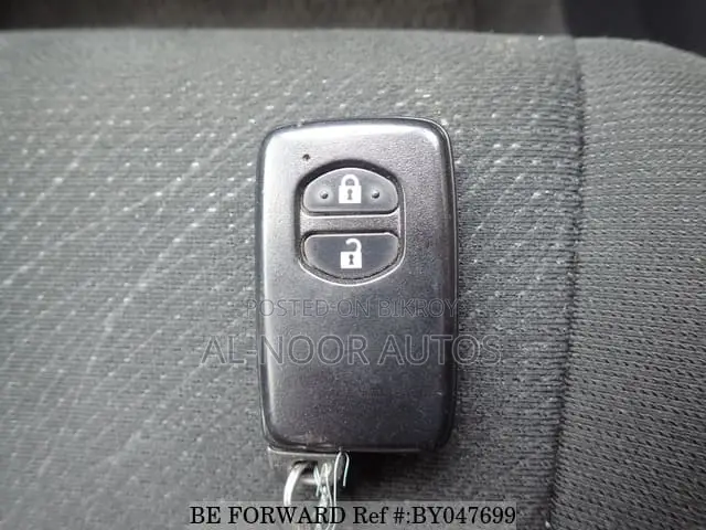 Toyota Corolla Fielder 2021 Silver
