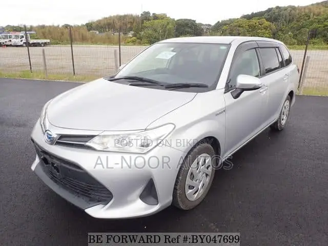 Toyota Corolla Fielder 2021 Silver
