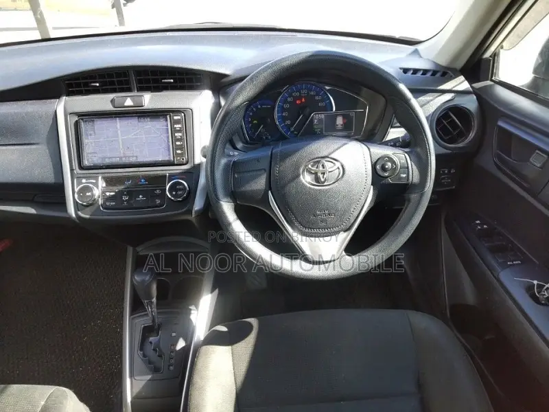 Toyota Corolla Fielder 2021 Pearl