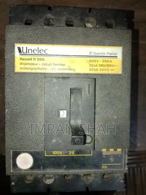 MCCB Circuit Breaker