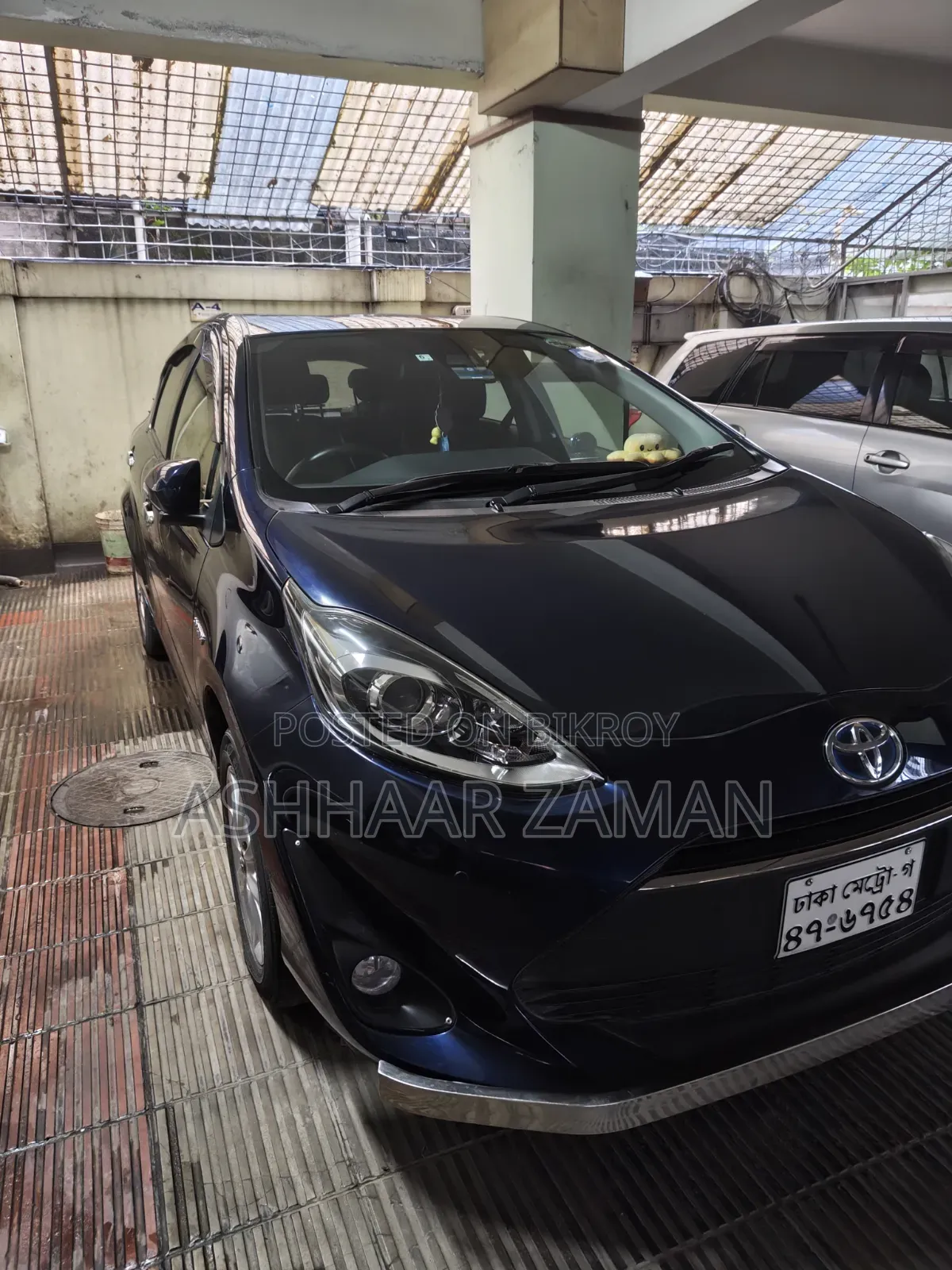 Toyota Aqua 2018 Blue