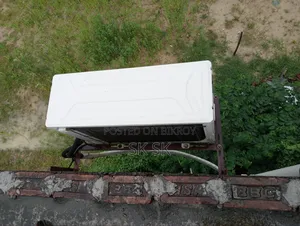 Haier AC 1.5 Ton DC Inverter AC Wi-Fi, 850W | 1 Year Used, Good Condition