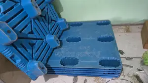 Plastic Wood Pallet