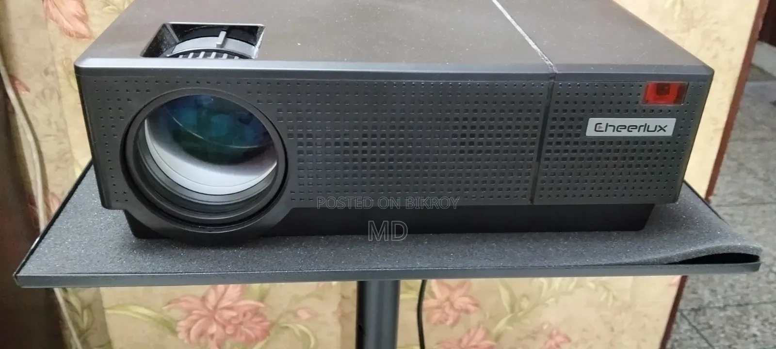 Projector With Tripod and Stand