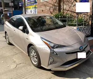 Toyota Prius 2017