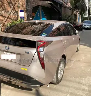 Toyota Prius 2017