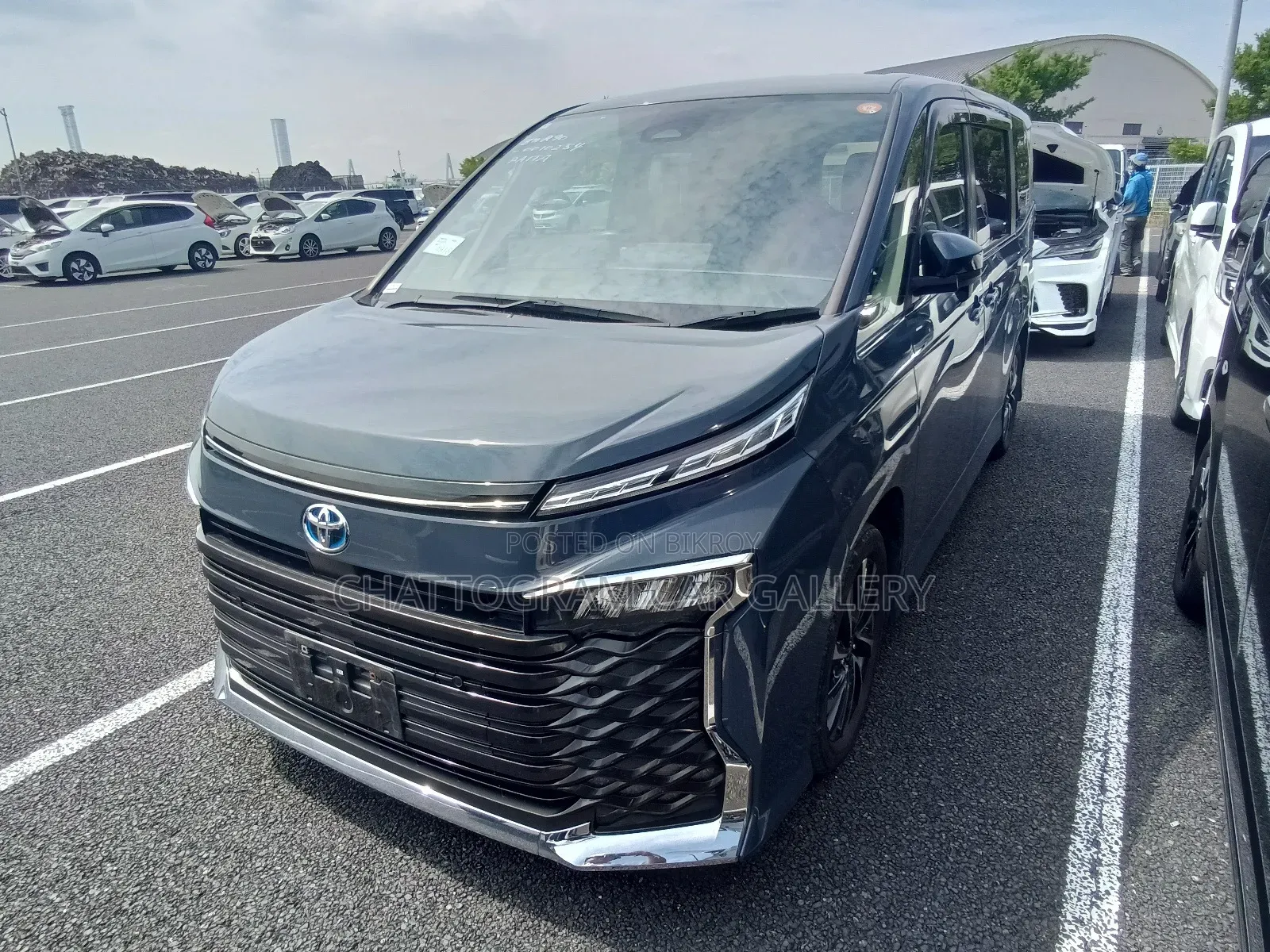 Toyota Voxy 2022 Gray