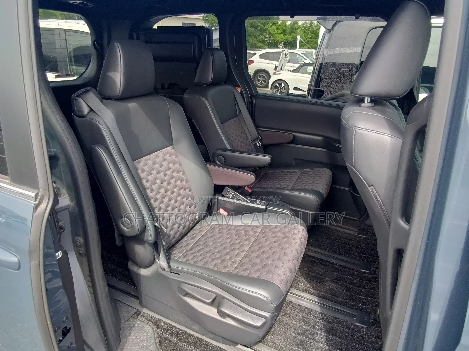 Toyota Voxy 2022 Gray