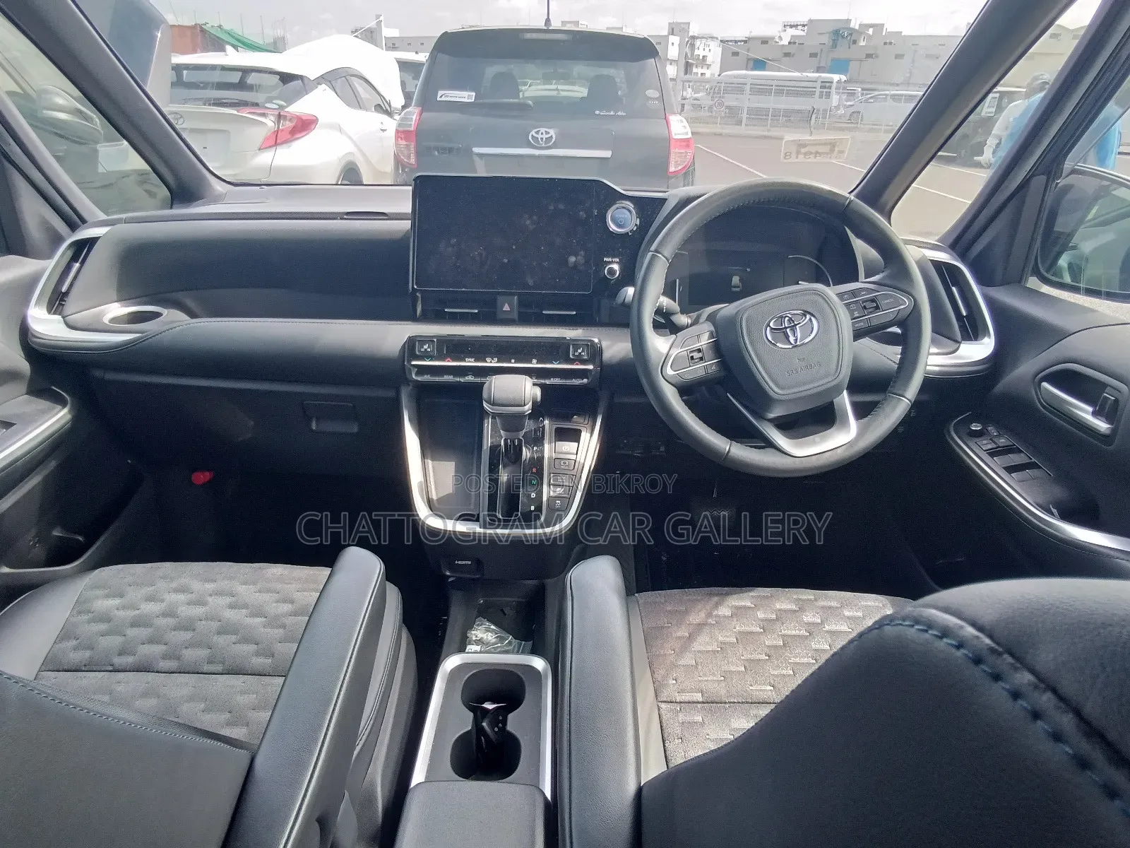 Toyota Voxy 2022 Gray