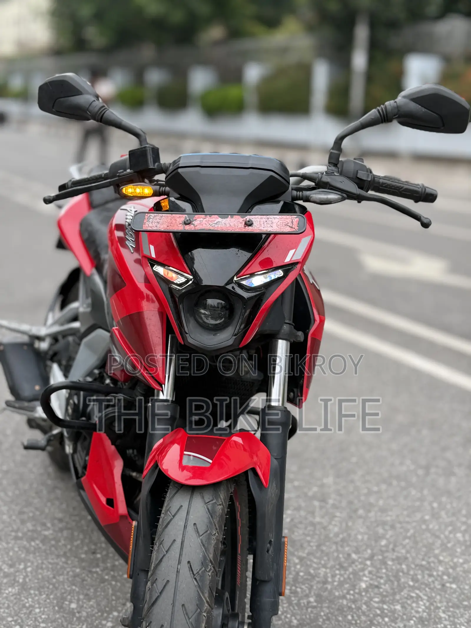 Bajaj Pulsar N250 2024 Red