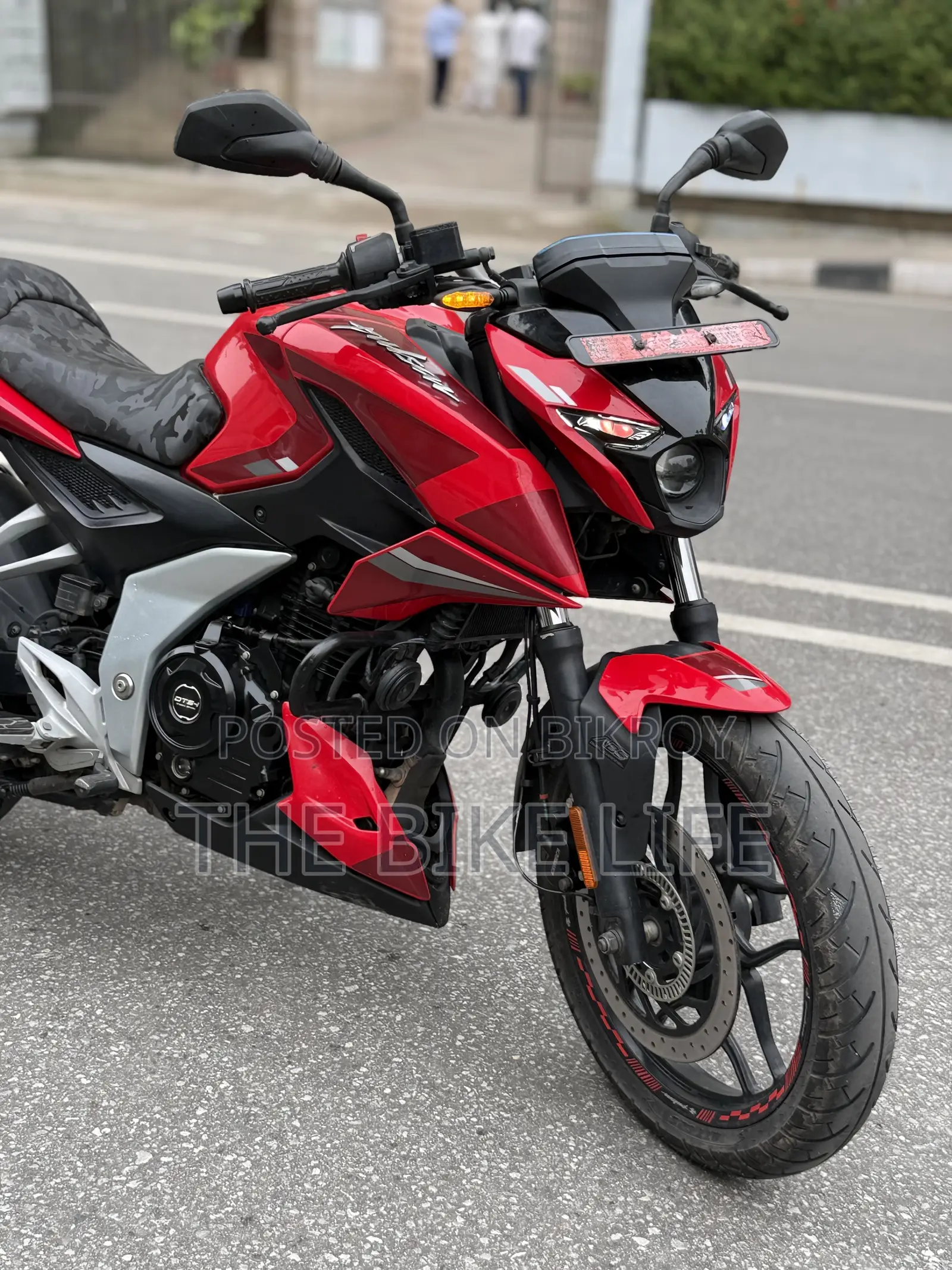 Bajaj Pulsar N250 2024 Red
